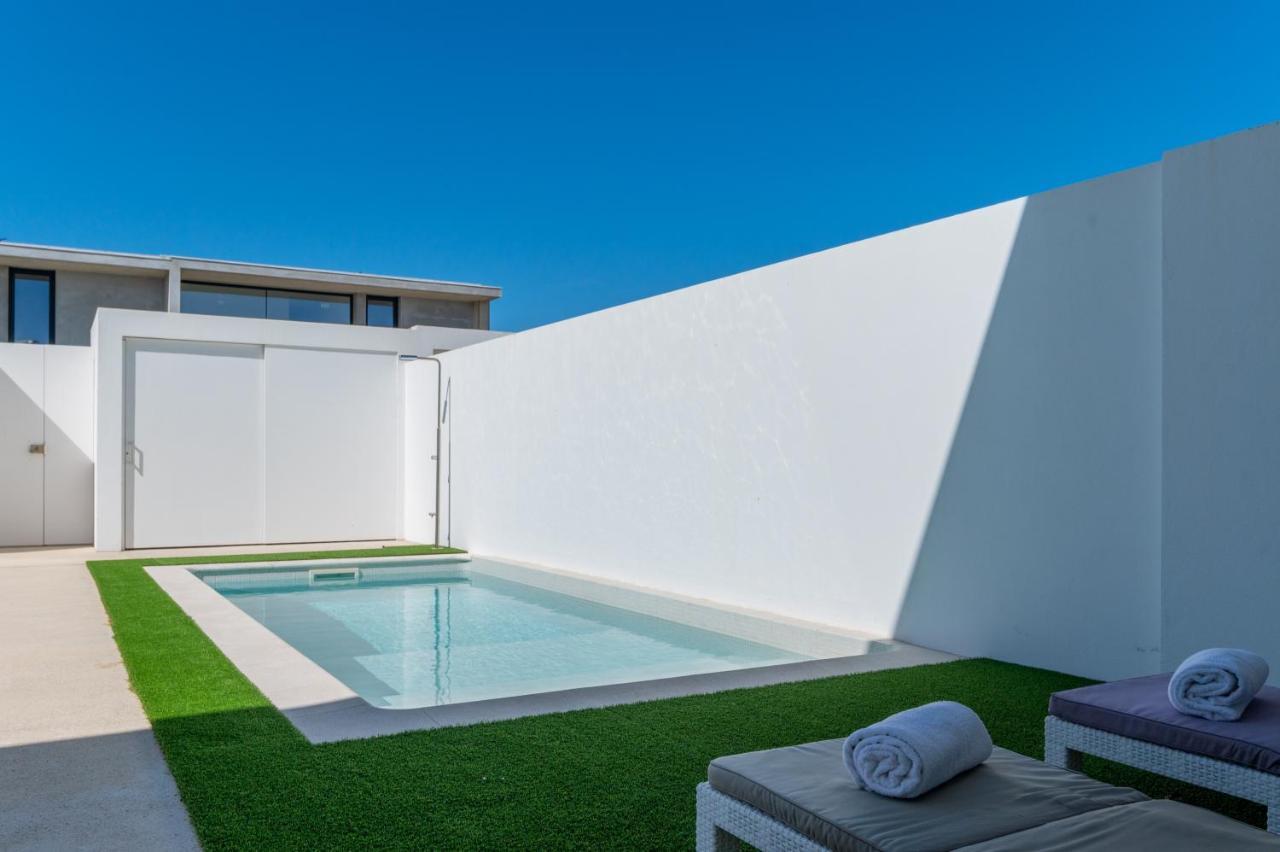 Bmyguest - Meco Sunset & Pool Villa *